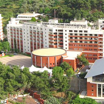 جامعة ازمير الاقتصادية الجامعات الخاصة في تركيا